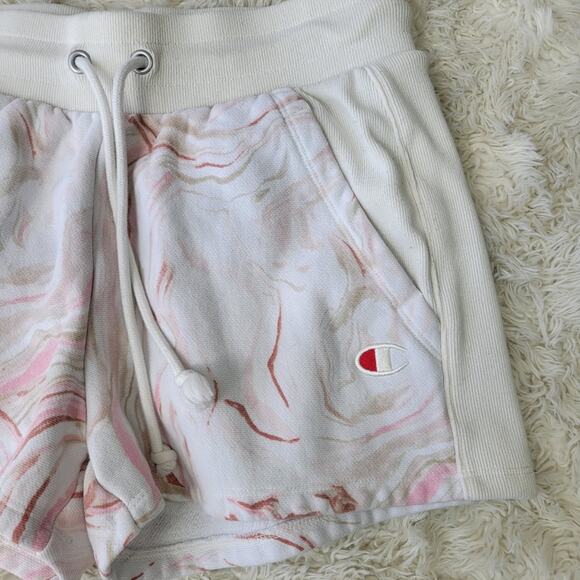 Champion Women’s Reverse Weave Shorts small - Picture 4 of 7
